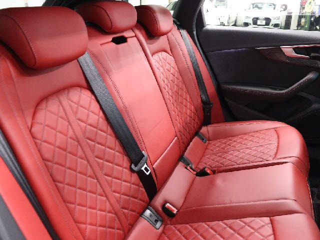 AUDI S4 AVANT