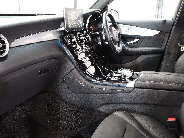 MERCEDES BENZ GLC class