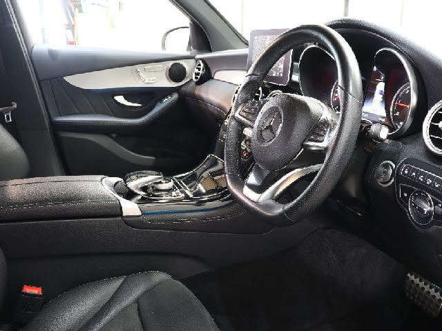 MERCEDES BENZ GLC class