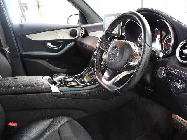 MERCEDES BENZ GLC class
