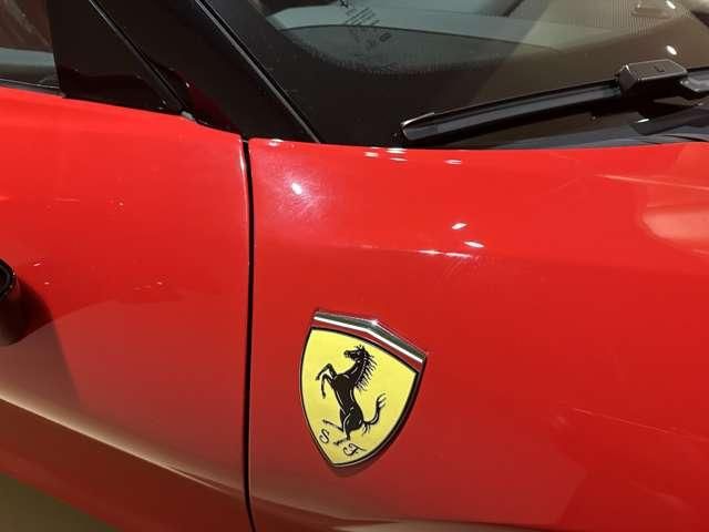 FERRARI SF90 Spider