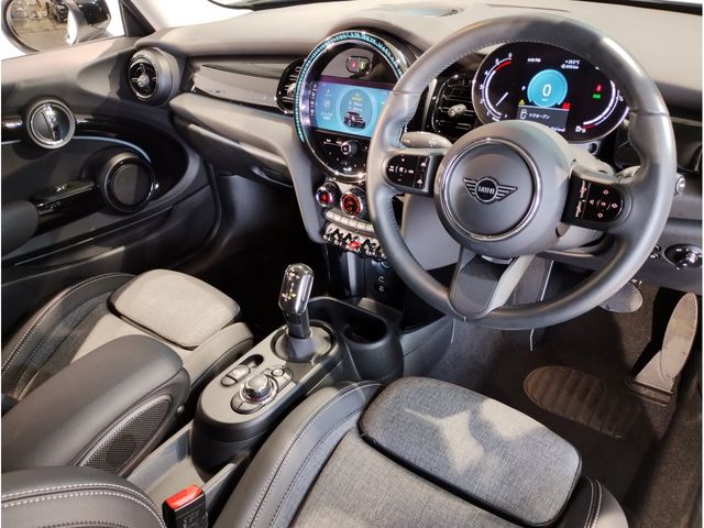 MINI COOPER D