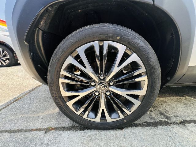 YARIS CROSS HYBRID