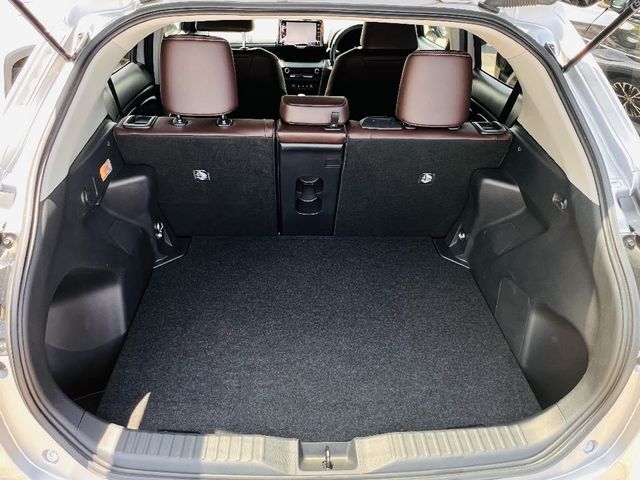 YARIS CROSS HYBRID