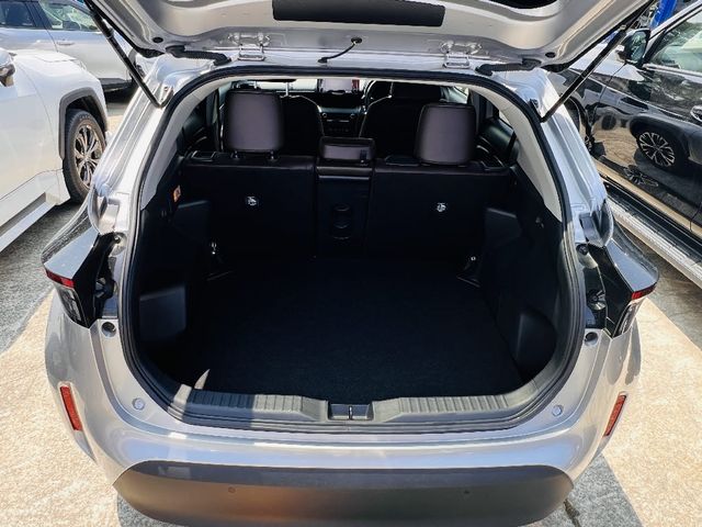 YARIS CROSS HYBRID