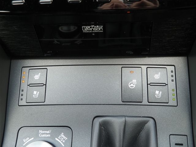 LEXUS IS350