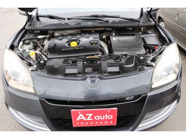 RENAULT MEGANE ESTATE