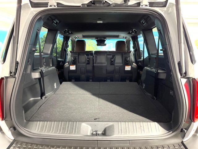 LANDCRUISER 250