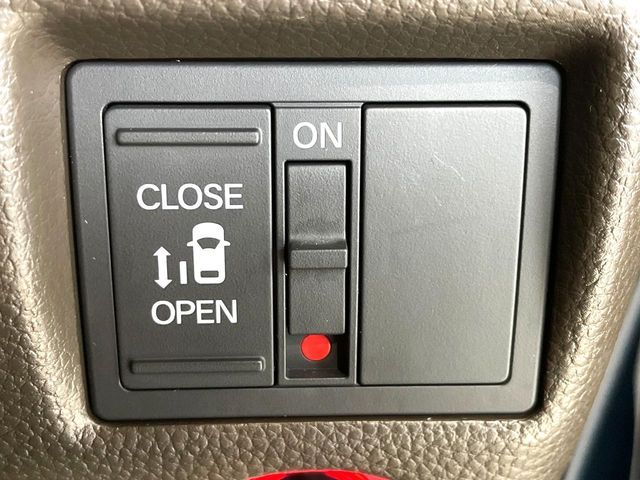 N BOX