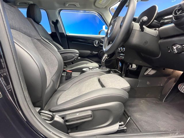 MINI COOPER SD 5DOOR