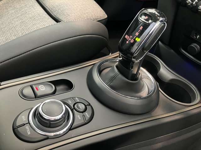 MINI COOPER D CROSSOVER