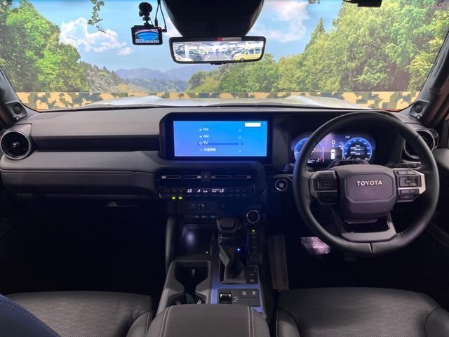 LANDCRUISER 250