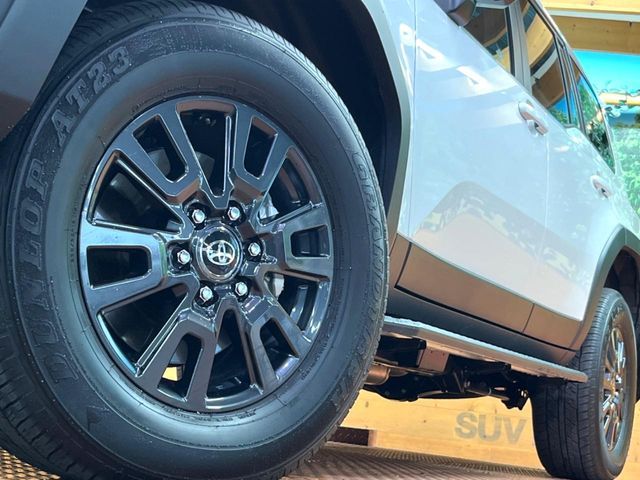 LANDCRUISER 250