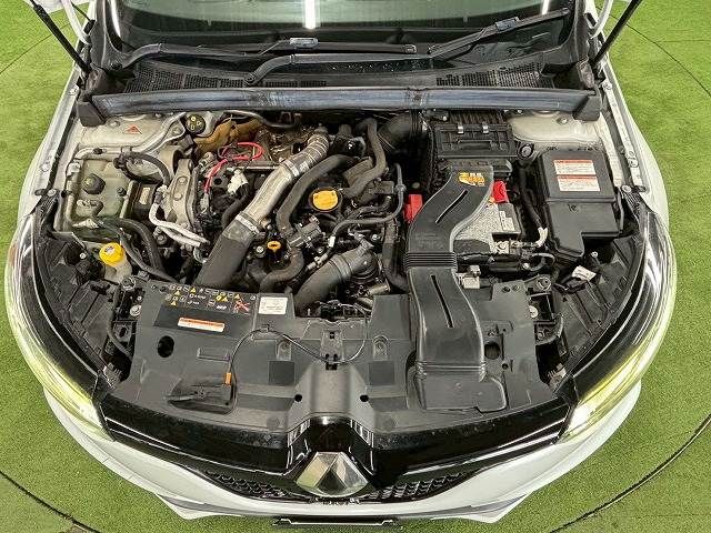 RENAULT MEGANE hatchback