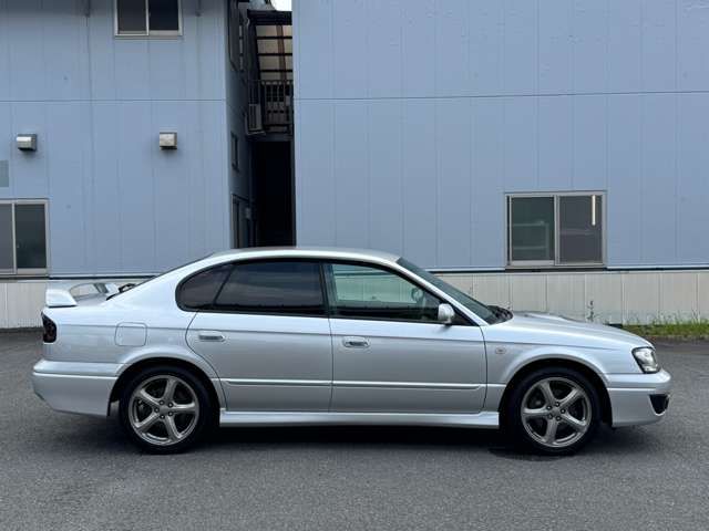 LEGACY B4