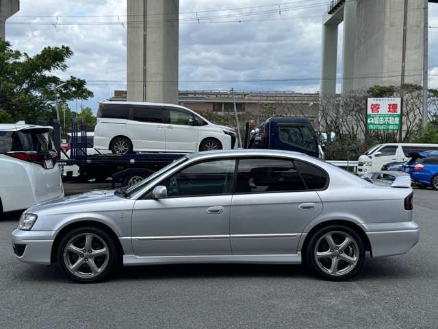 LEGACY B4