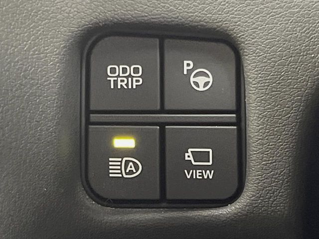 CROWN sedan hybrid 4WD