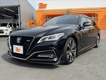 CROWN sedan hybrid