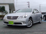CROWN sedan