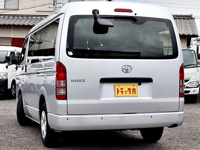 HIACE TR 2WD