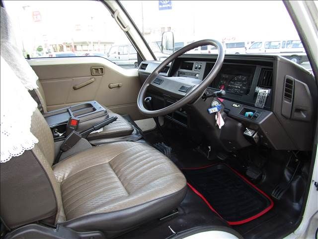 HOMY microbus