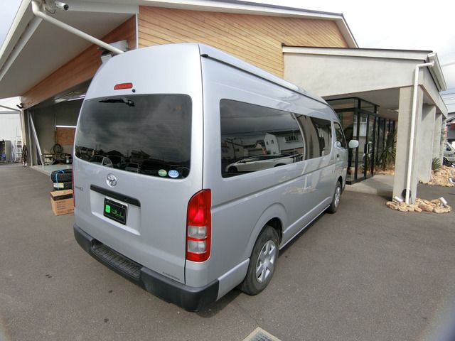 REGIUSACE van 2WD
