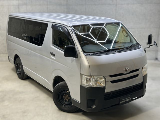 HIACE van 4WD