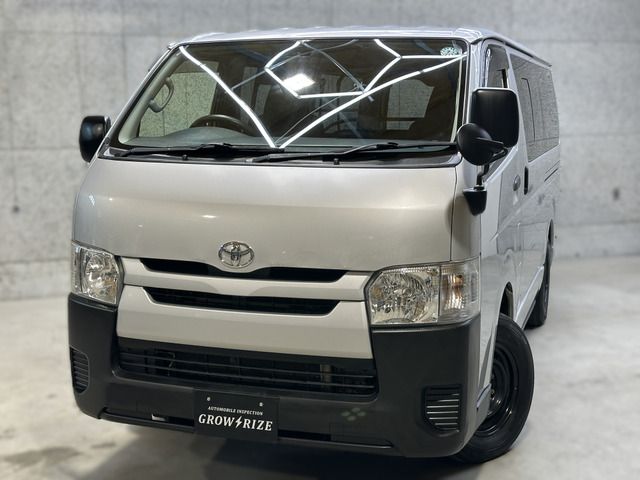 HIACE van 4WD