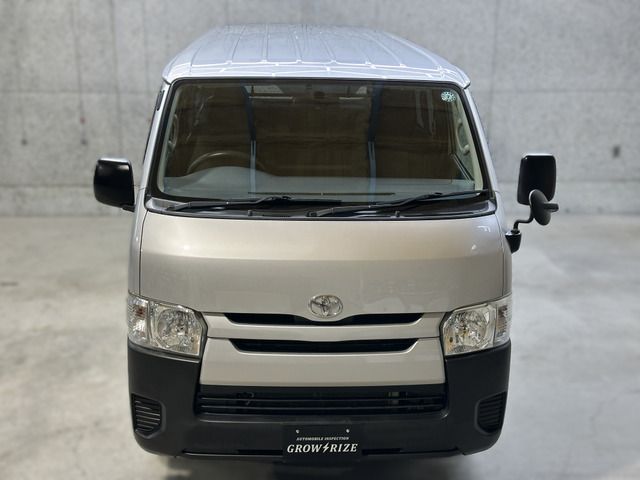 HIACE van 4WD