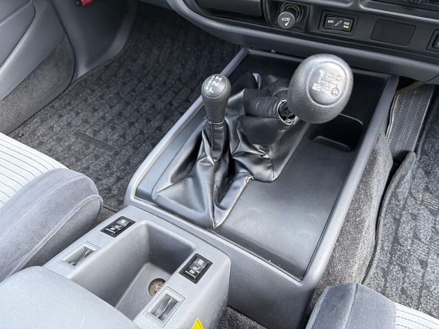LANDCRUISER van