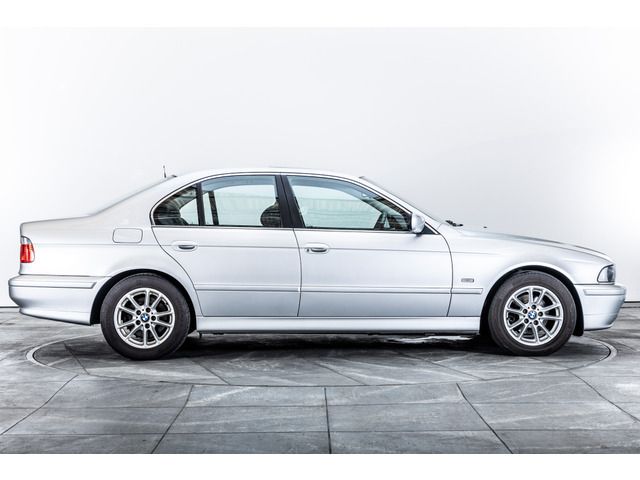 BMW 5series sedan