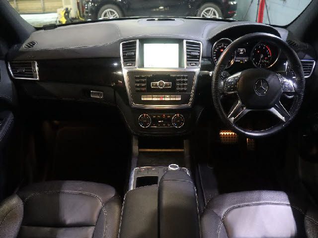 MERCEDES BENZ M class