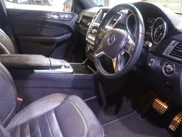 MERCEDES BENZ M class