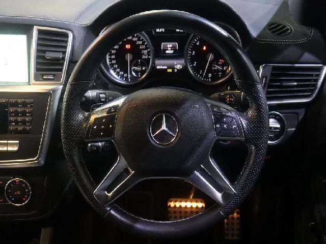 MERCEDES BENZ M class