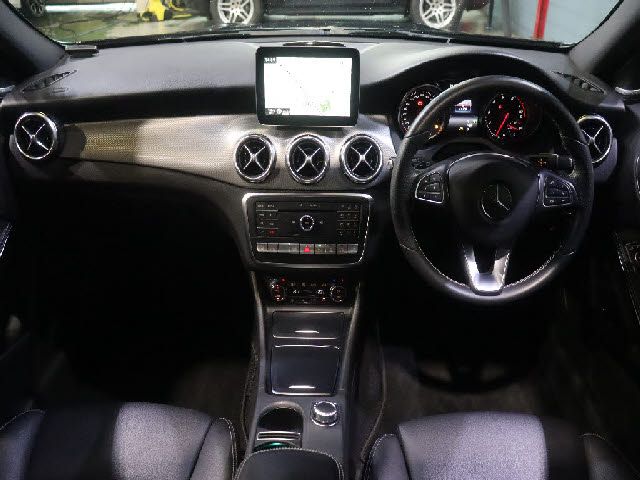 MERCEDES BENZ GLA class