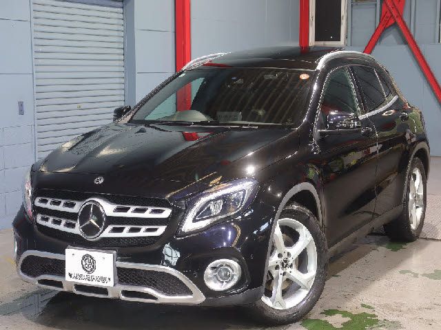 MERCEDES BENZ GLA class