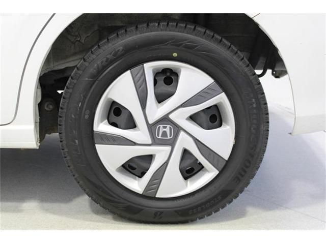 FREED plus HYBRID 4WD