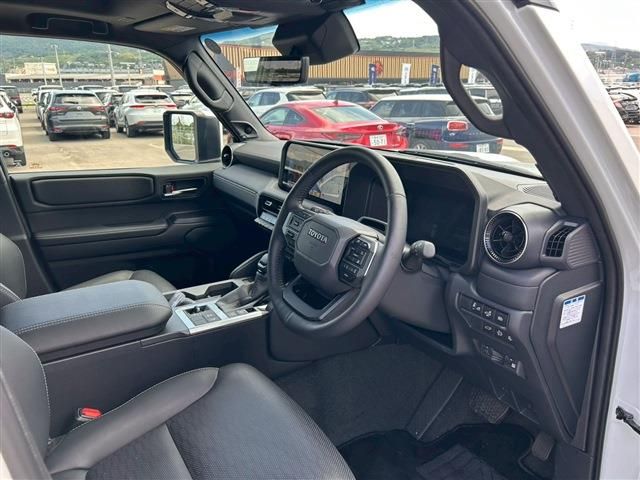 LANDCRUISER 250
