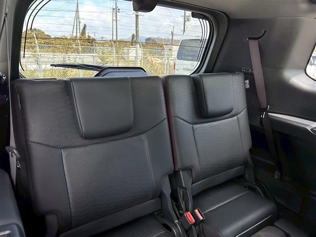 LANDCRUISER 250