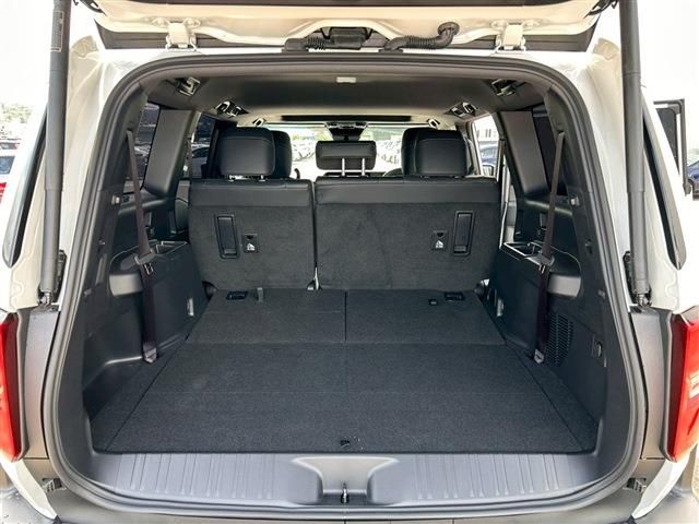 LANDCRUISER 250