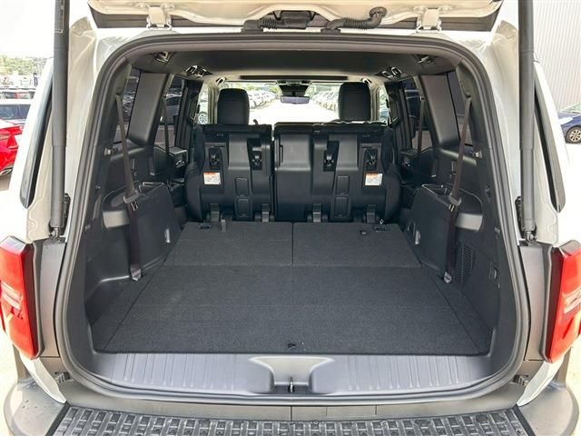 LANDCRUISER 250