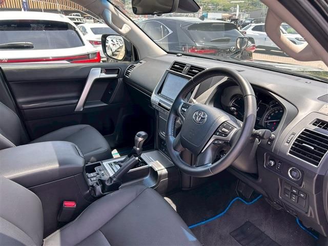 LANDCRUISER PRADO