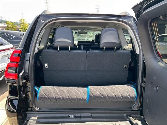 LANDCRUISER PRADO