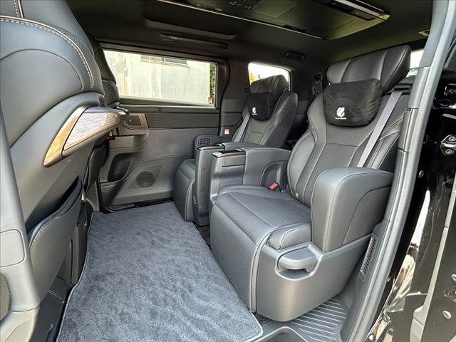 ALPHARD hybrid