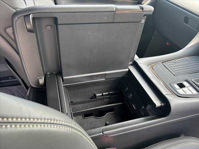 ALPHARD hybrid