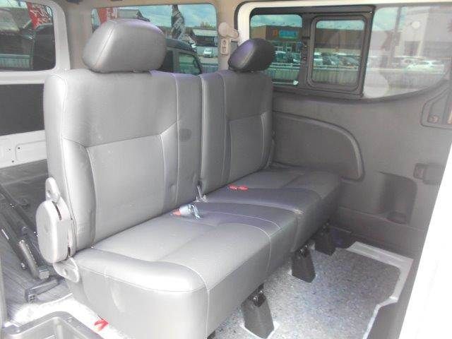 CARAVAN van 2WD