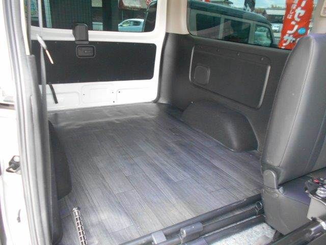 CARAVAN van 2WD