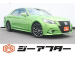 CROWN sedan hybrid