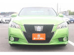 CROWN sedan hybrid