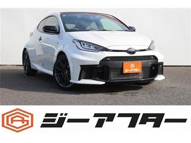 GR YARIS